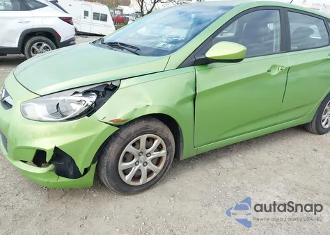 2013 Hyundai Accent Gs from USA, damaged, VIN KMHCT5AE7DU071895